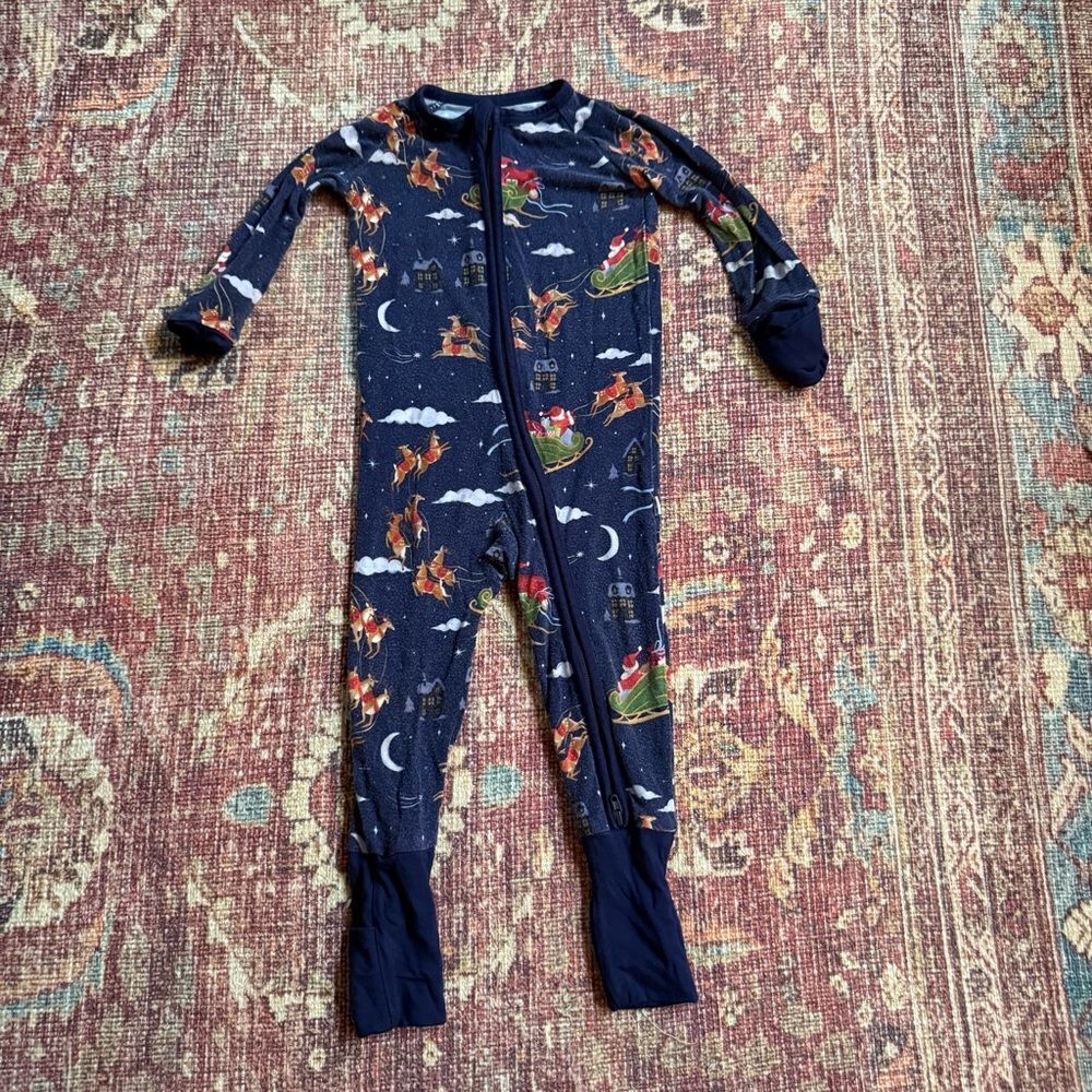 Little Sleepies 6-12 months Navy Blue Kids One Piece Pajama with Santa Print - Picture 1 of 8
